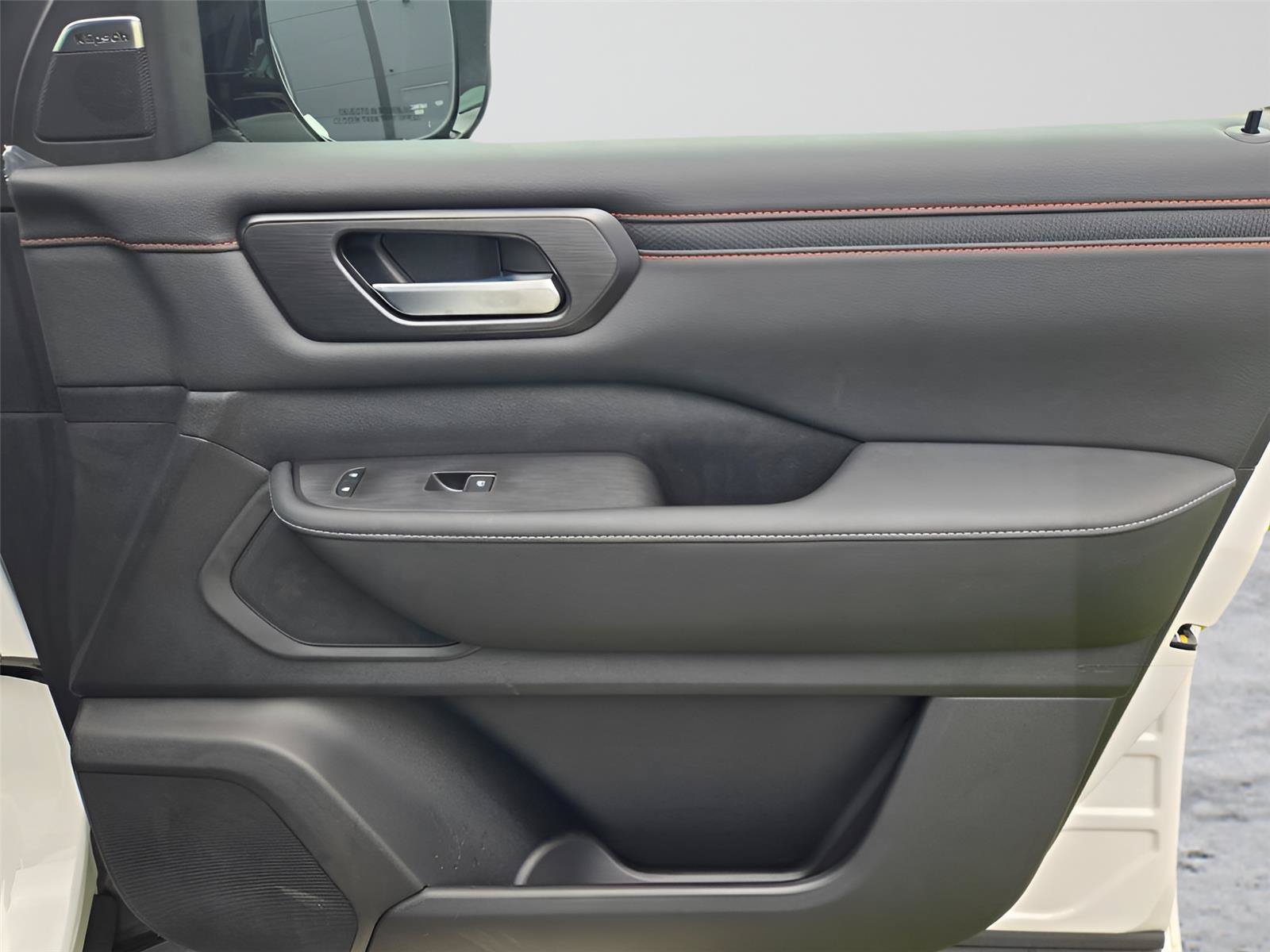 New 2026 Nissan Armada PRO-4X AWD/4WD image 8