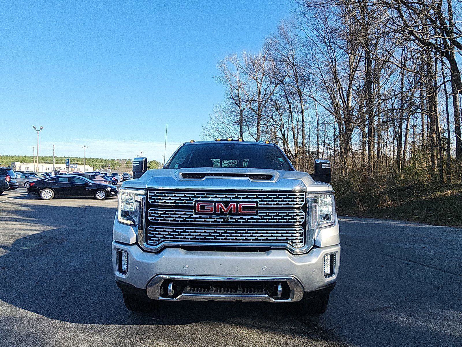 Used 2022 GMC Sierra 2500 Denali image 8