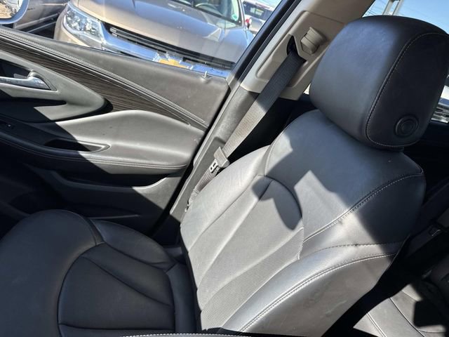Used 2018 Buick Envision Essence image 20
