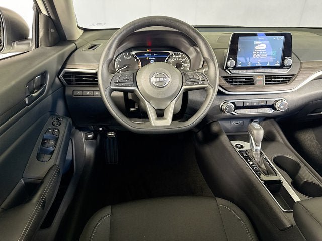 New 2026 Nissan Altima 2.5 SV FWD image 17