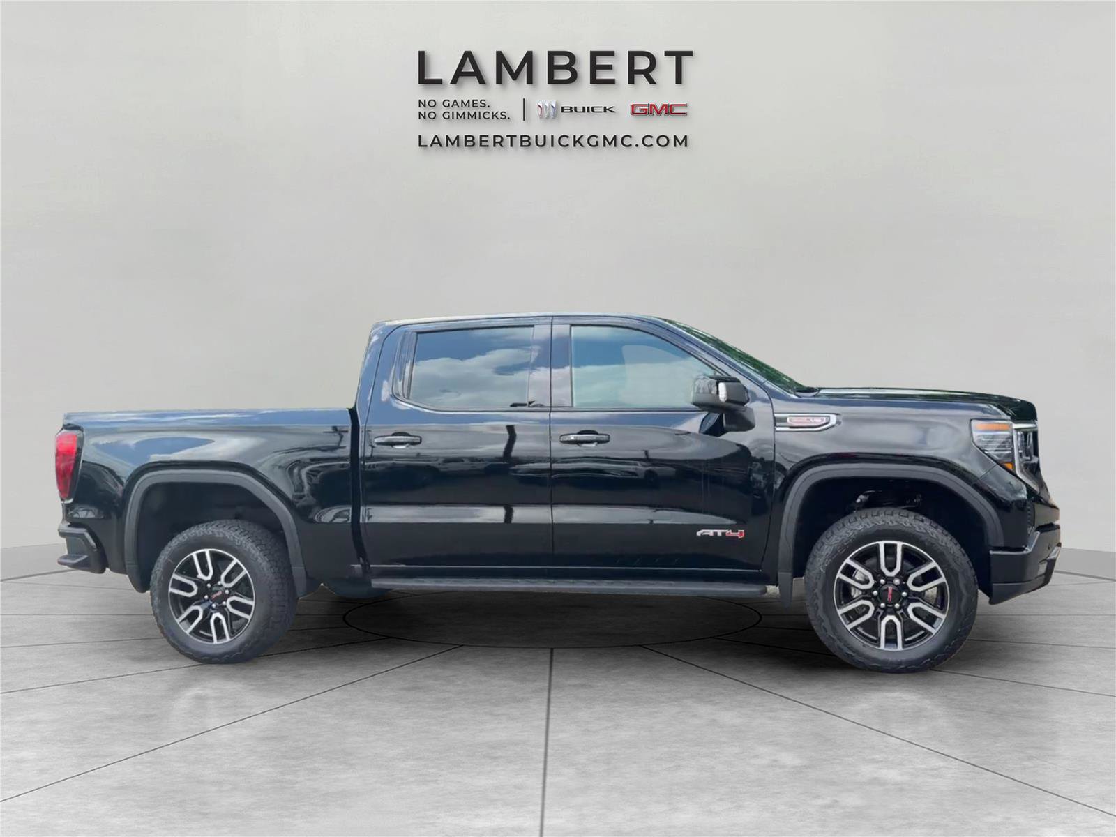 New 2026 GMC Sierra 1500 AT4 w/ AT4 Premium Package AWD/4WD image 4