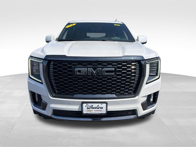 Used 2024 GMC Yukon XL Denali Ultimate AWD/4WD image 10