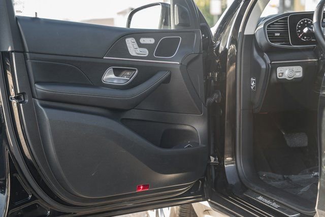 Certified 2024 Mercedes-Benz GLE 350 4MATIC w/ AMG Line Exterior image 36