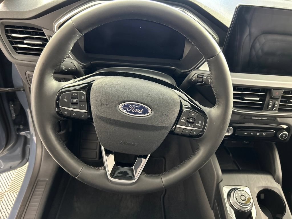 Used 2023 Ford Escape SE FWD image 13