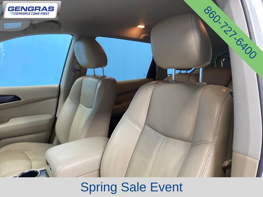 Used 2015 Nissan Pathfinder SL w/ SL Tech Package AWD/4WD image 9