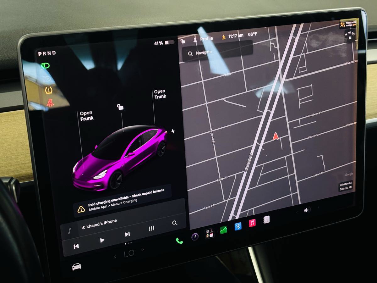 Used 2018 Tesla Model 3 Mid Range RWD image 48
