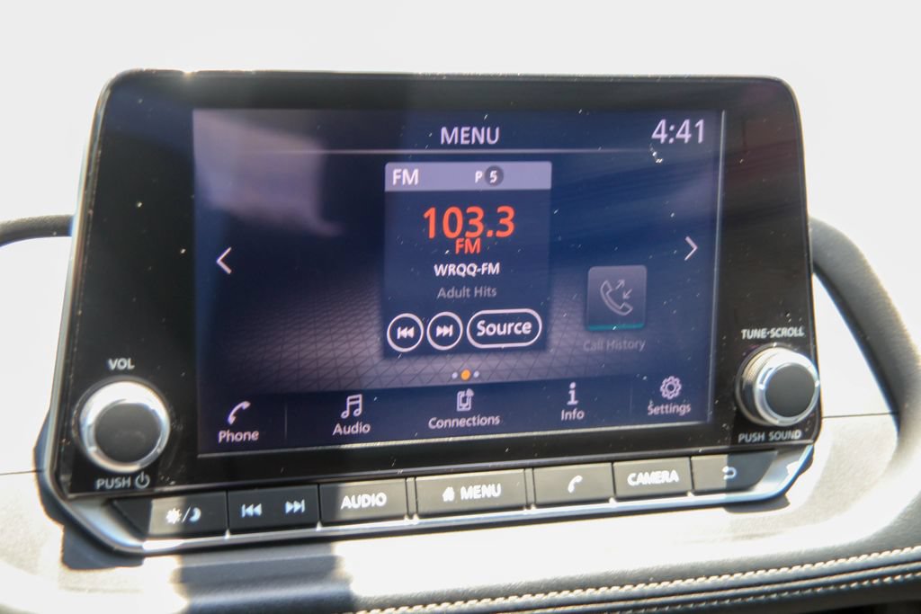 Used 2024 Nissan Rogue S FWD image 5