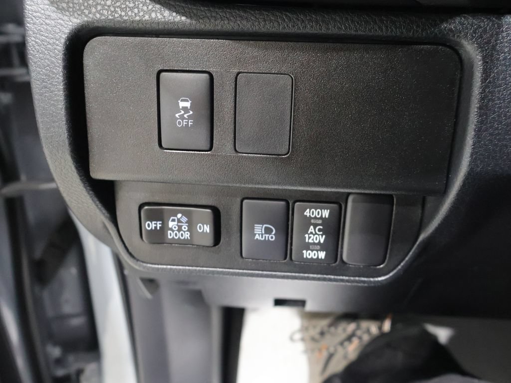 Used 2021 Toyota Tacoma SR5 w/ Trail Edition AWD/4WD image 30