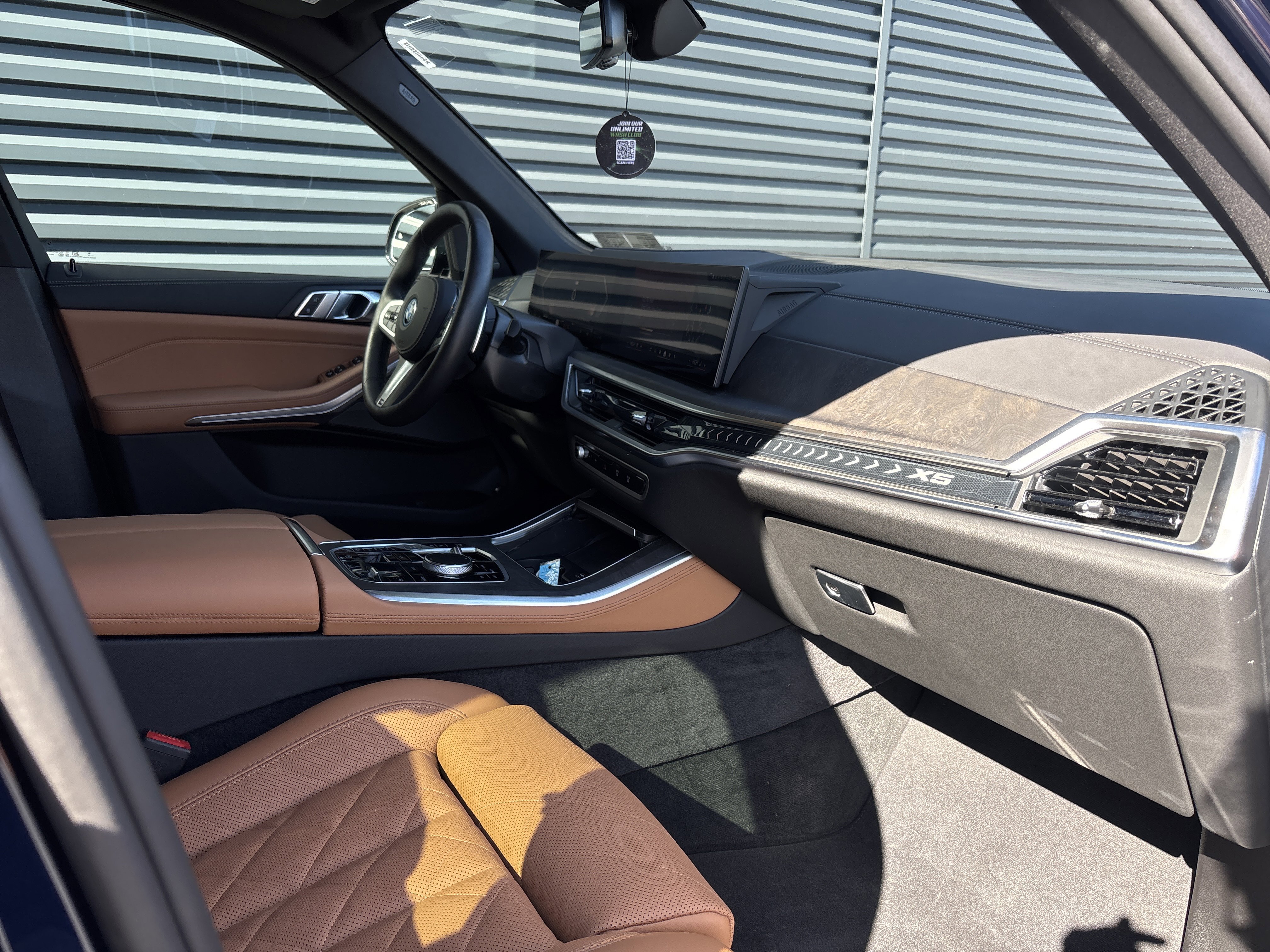 Used 2026 BMW X5 xDrive50e image 13