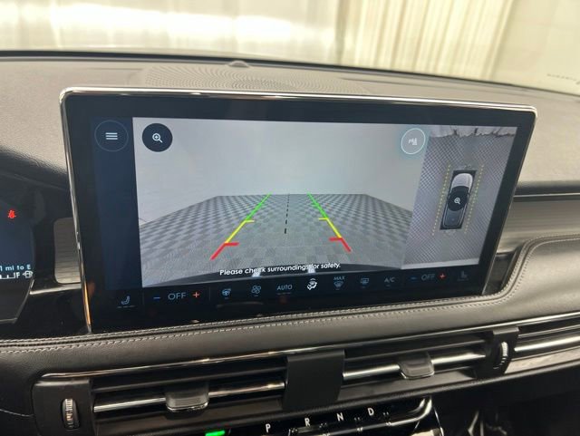 Certified 2023 Lincoln Corsair AWD w/ Equipment Group 101A image 17
