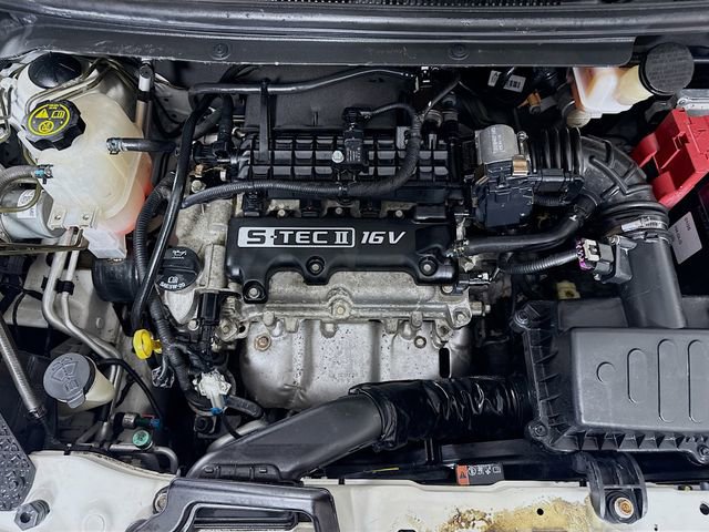 Used 2014 Chevrolet Spark LT image 29
