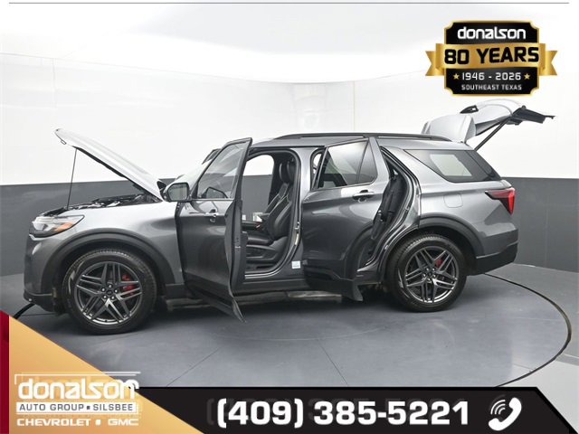 Used 2025 Ford Explorer ST image 24