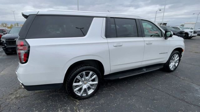 Used 2023 Chevrolet Suburban High Country w/ Max Trailering Package image 2