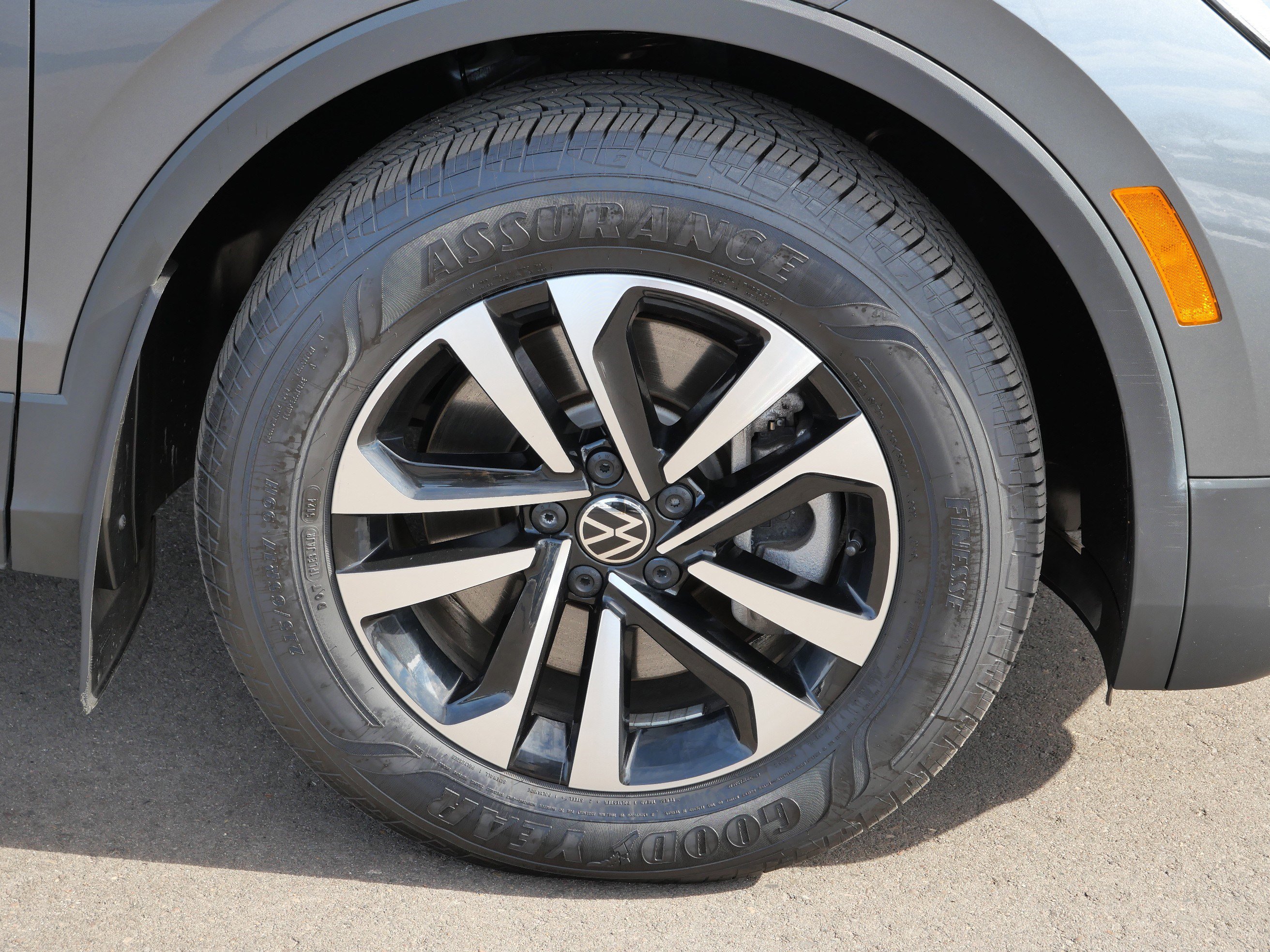 Certified 2023 Volkswagen Tiguan S image 15