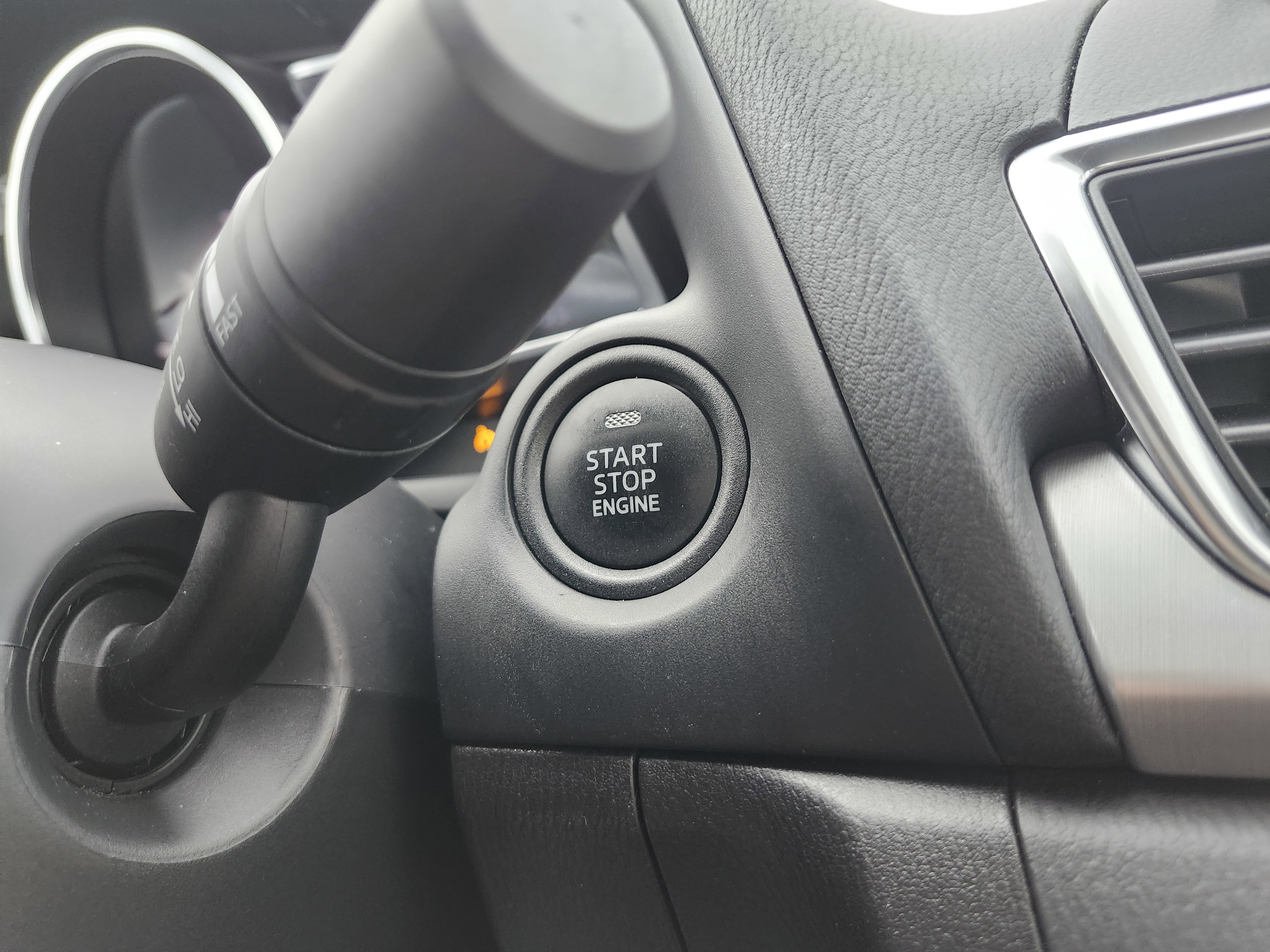 Used 2014 MAZDA MAZDA3 s Touring FWD image 8