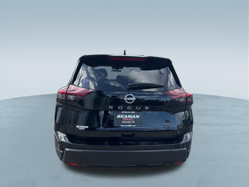 Used 2025 Nissan Rogue SV AWD/4WD image 7