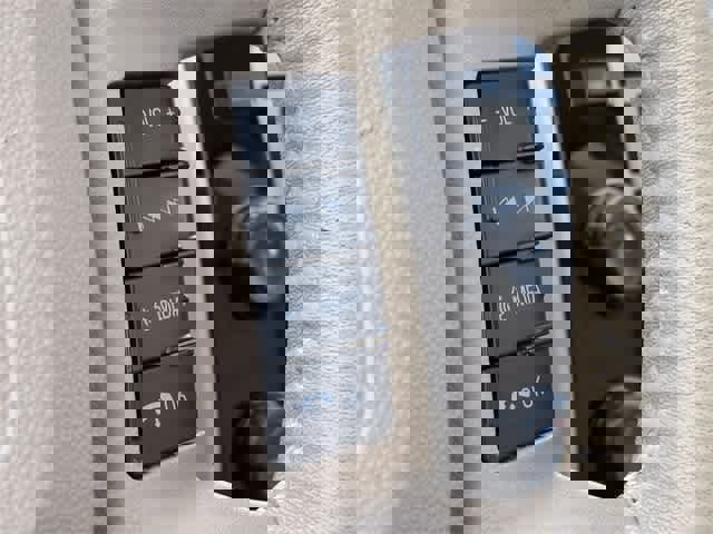 Used 2010 Ford Escape Limited image 26