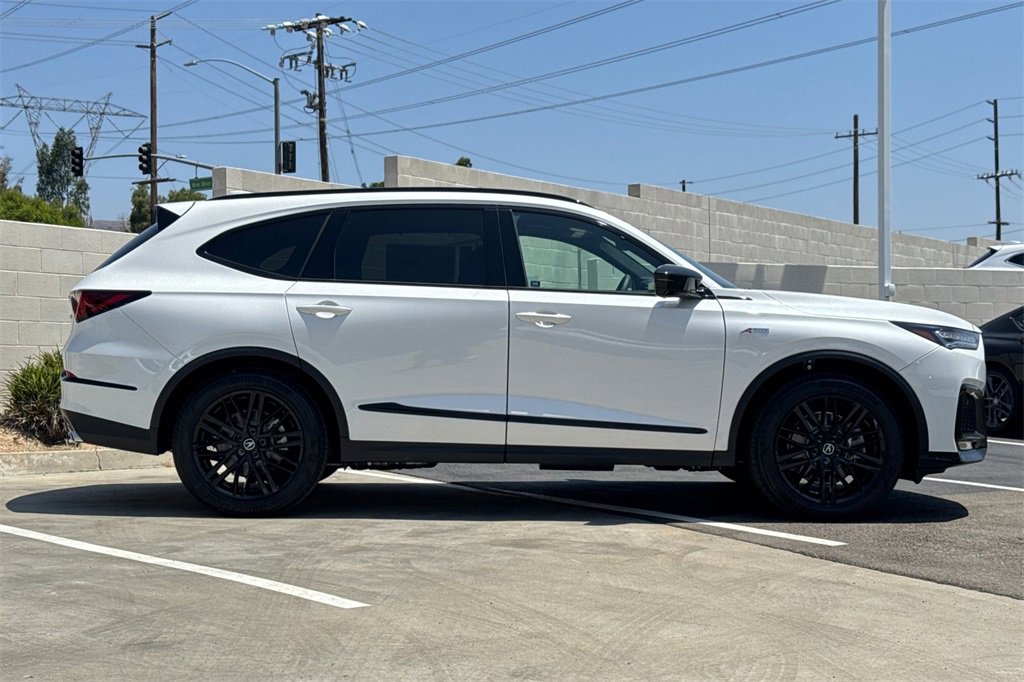 New 2026 Acura MDX A-Spec image 3