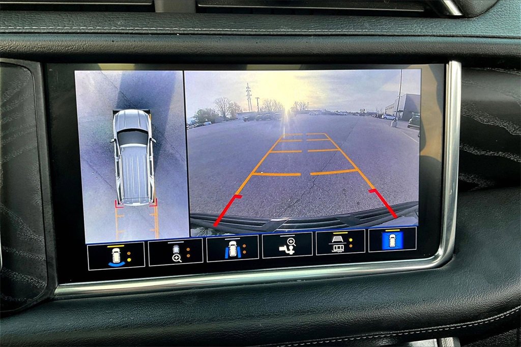 Used 2021 GMC Yukon Denali image 14