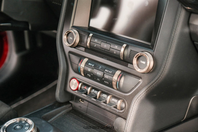 Used 2020 Ford Mustang Shelby GT500 w/ Carbon Fiber Track Pack image 40