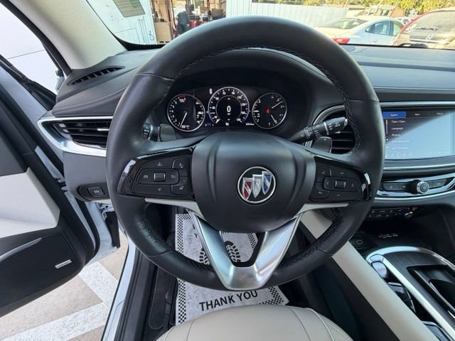 Used 2022 Buick Enclave Avenir w/ Avenir Technology Package FWD image 12