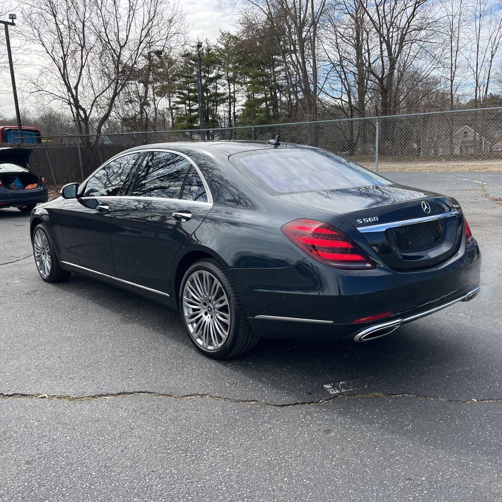 Used 2020 Mercedes-Benz S 560 4MATIC Sedan image 6