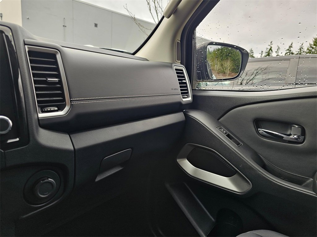 Used 2023 Nissan Frontier SV w/ Technology Package image 33