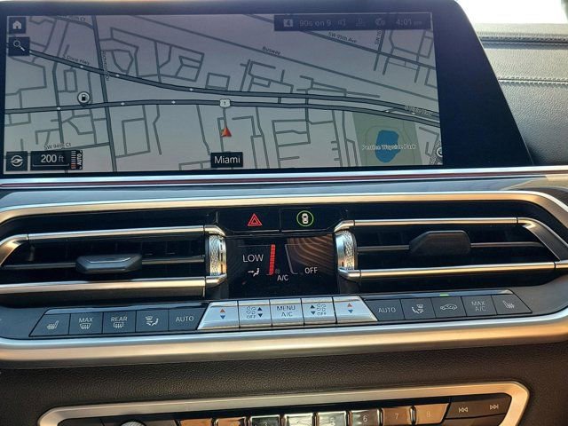 Used 2022 BMW X6 xDrive40i w/ M Sport Package AWD/4WD image 25