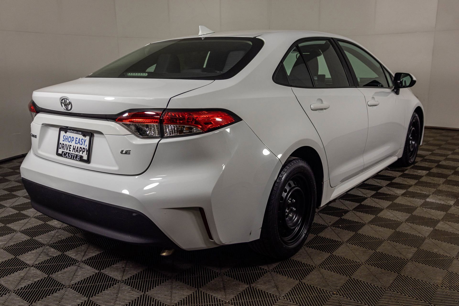 Used 2023 Toyota Corolla LE FWD image 13