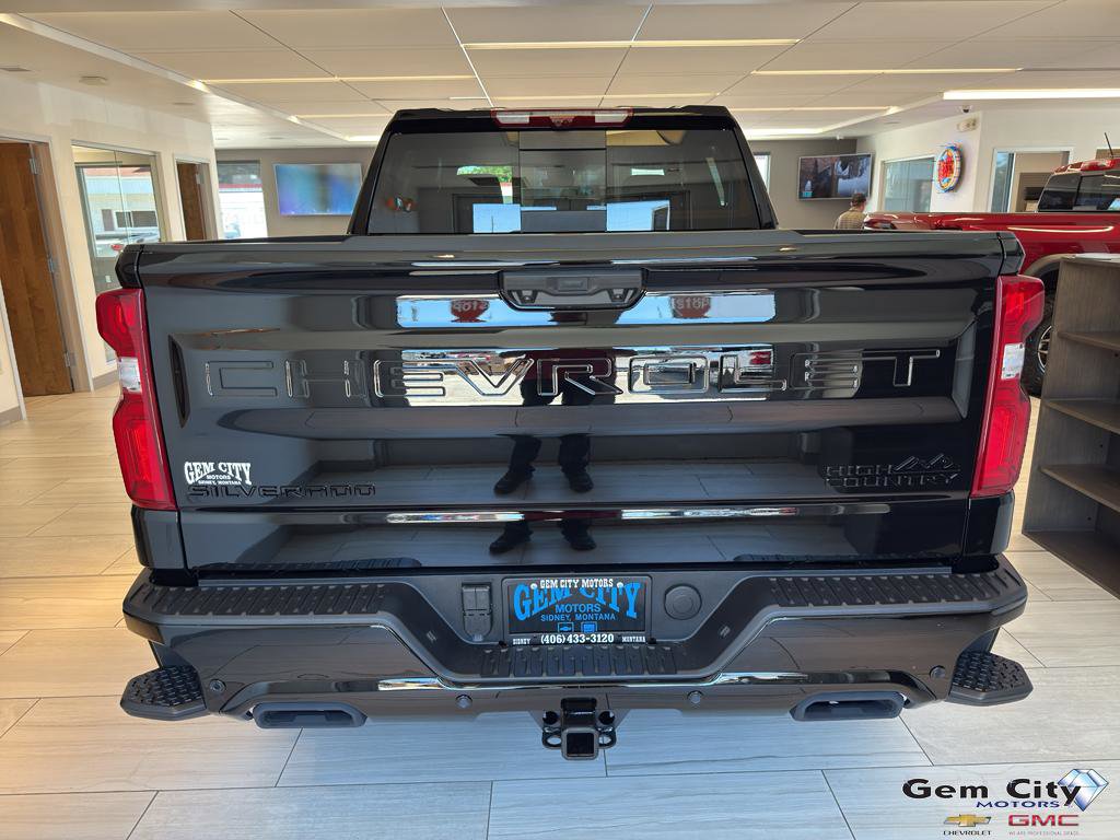 New 2025 Chevrolet Silverado 1500 High Country w/ Midnight Edition image 5