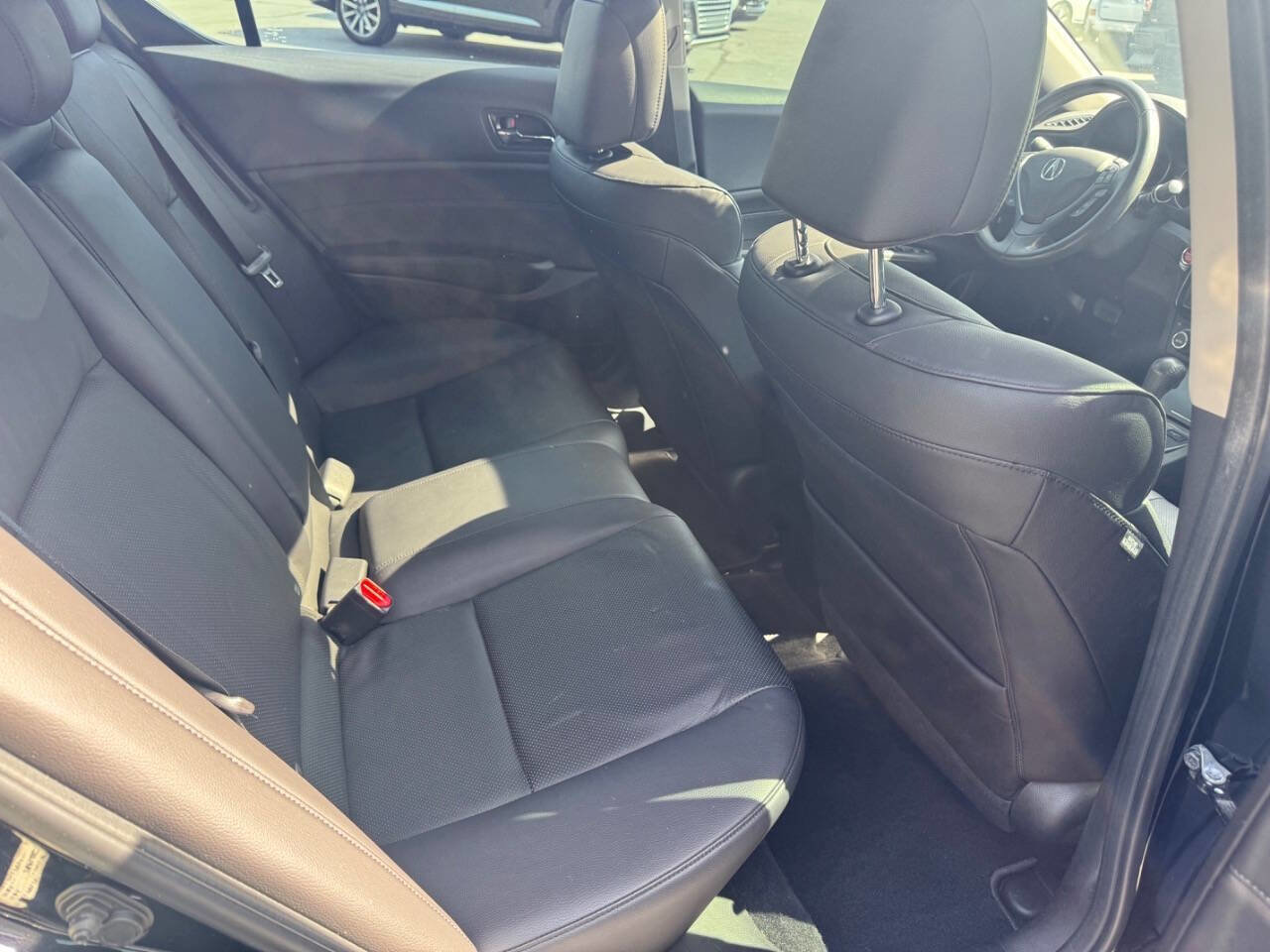 Used 2013 Acura ILX Hybrid w/ Technology Package FWD image 12