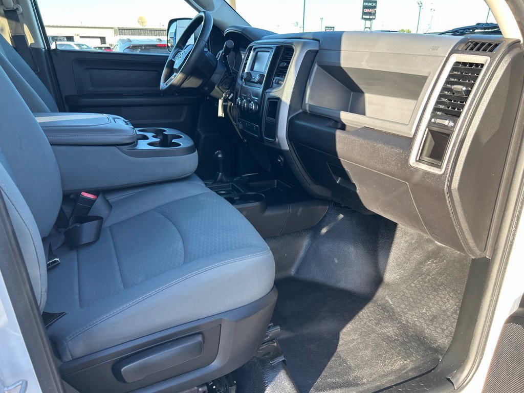Used 2016 RAM 2500 Tradesman w/ Chrome Appearance Group AWD/4WD image 16