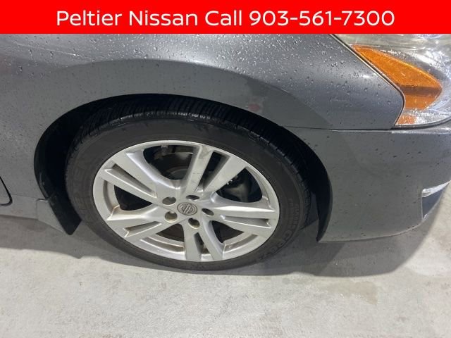 Used 2015 Nissan Altima 3.5 SL FWD image 10