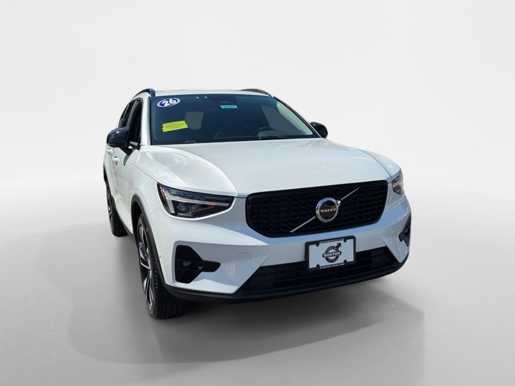 New 2026 Volvo XC40 B5 Plus w/ Protection Package Premier AWD/4WD image 3