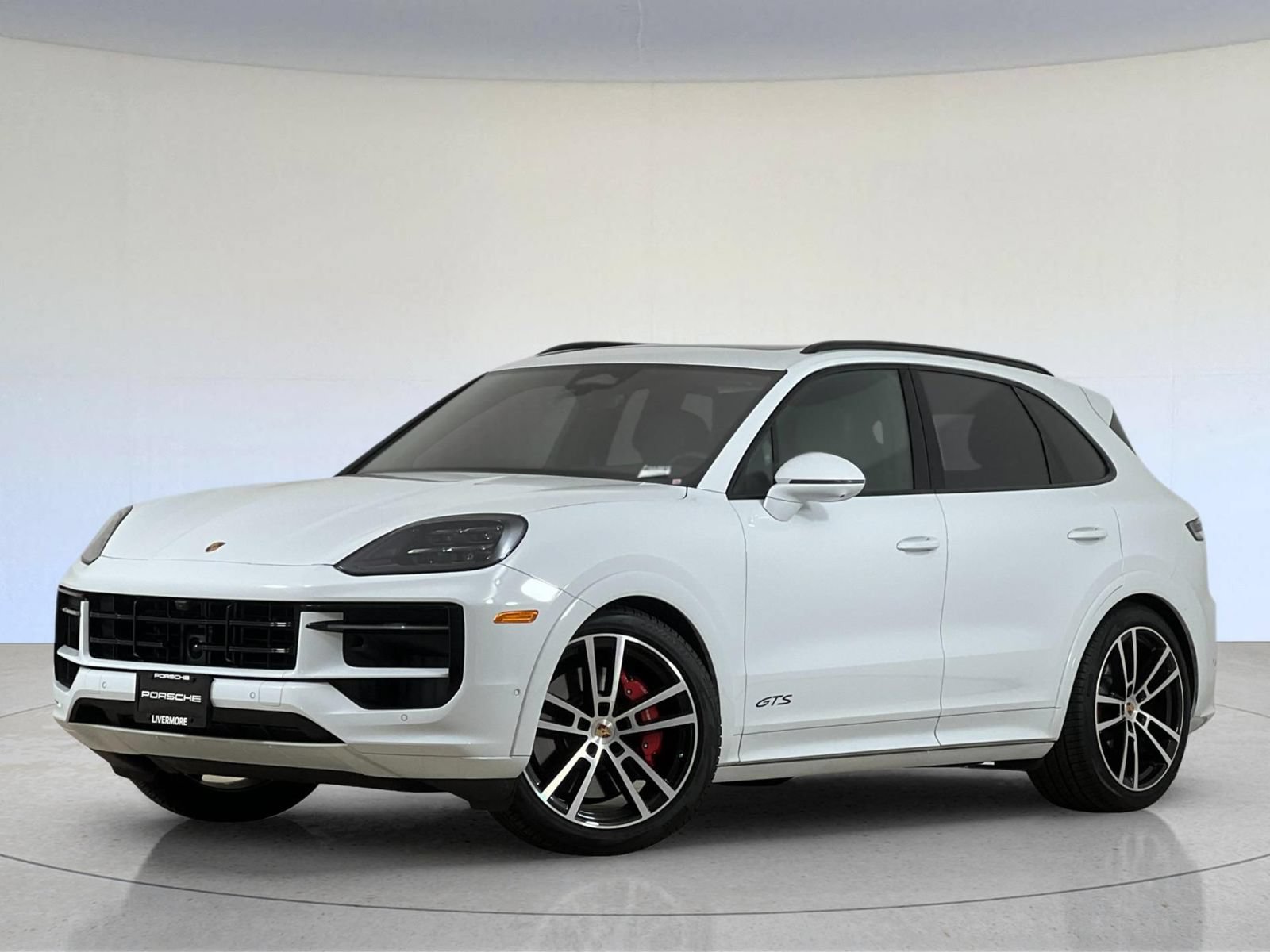 Used 2026 Porsche Cayenne GTS AWD/4WD image 1