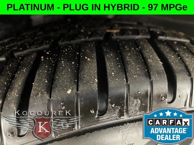 Used 2018 Ford Fusion Energi Platinum FWD image 8
