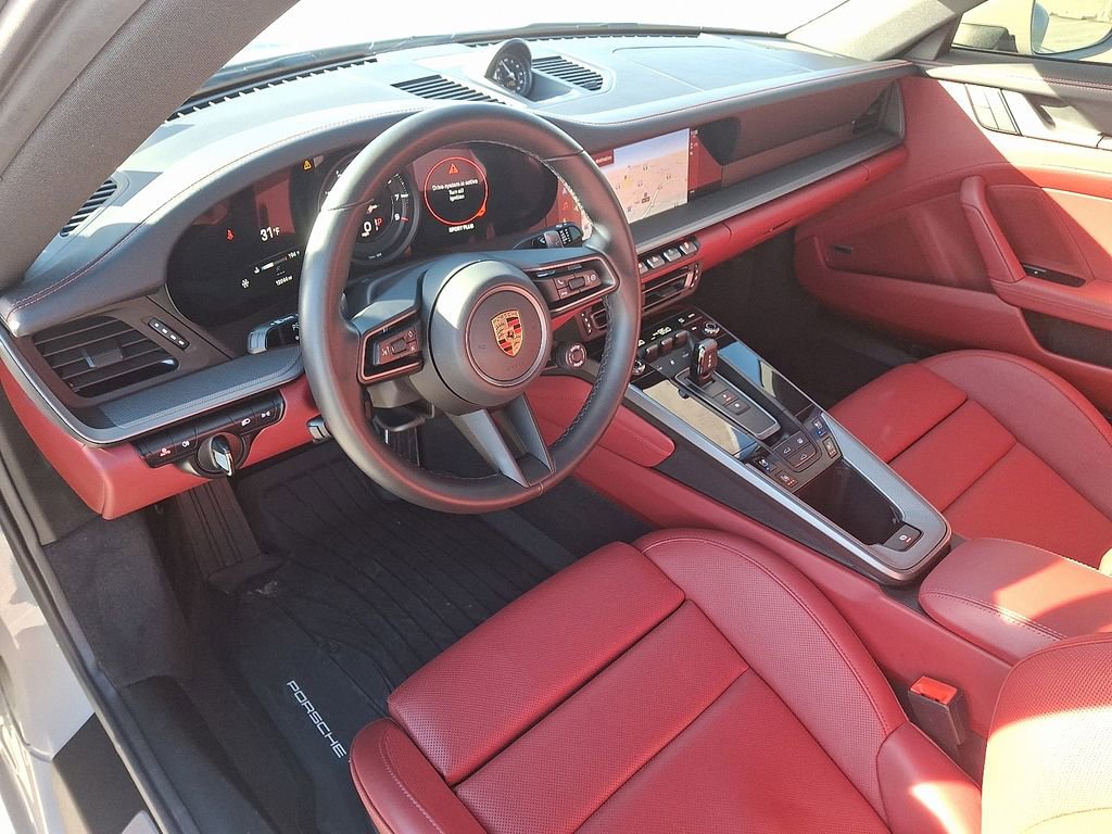 Used 2024 Porsche 911 Carrera 4 image 4