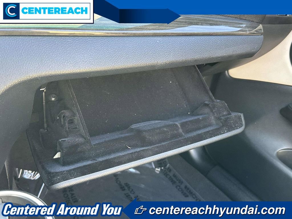 Used 2013 BMW 135i Convertible RWD image 30