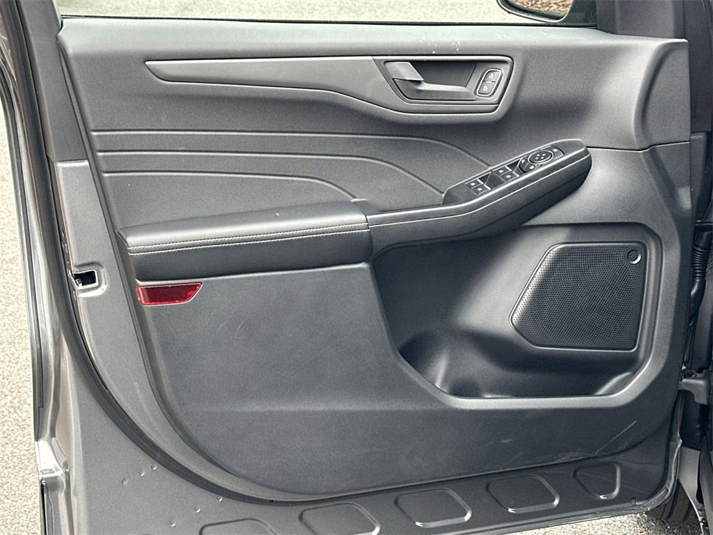 New 2026 Ford Escape Active w/ Cold Weather Package image 15