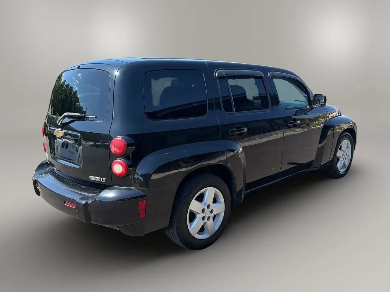 Used 2010 Chevrolet HHR LT image 5
