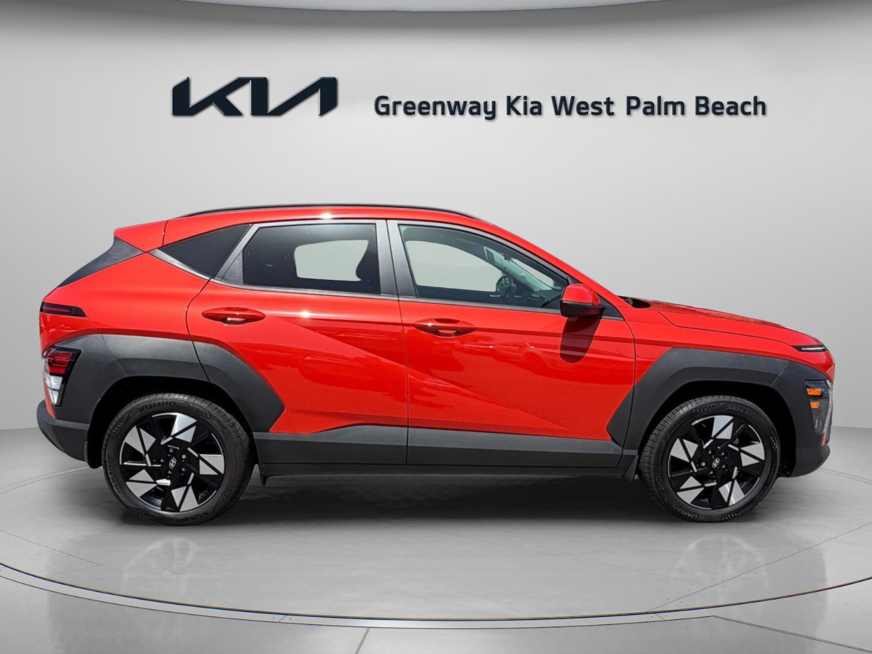 Used 2025 Hyundai Kona SEL FWD image 8
