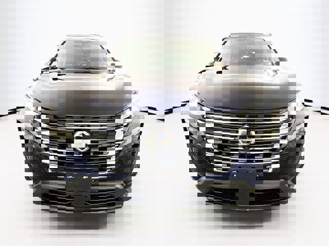 Certified 2025 Nissan Rogue SV image 2