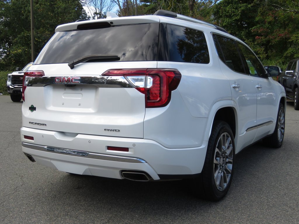Used 2023 GMC Acadia Denali w/ Denali Ultimate Package image 6