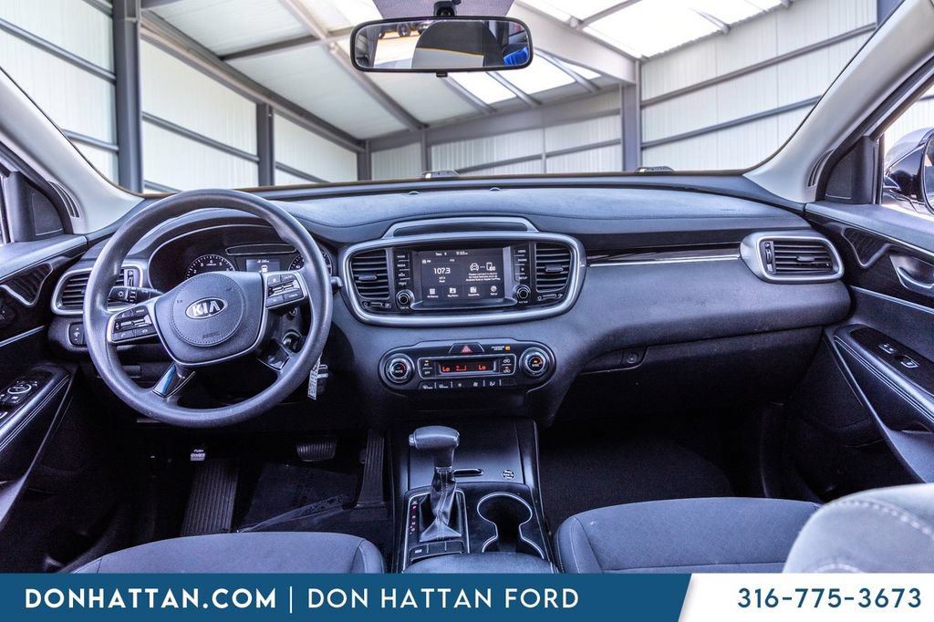 Used 2019 Kia Sorento FWD V6 image 5