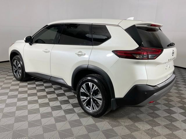 Used 2021 Nissan Rogue SV image 4