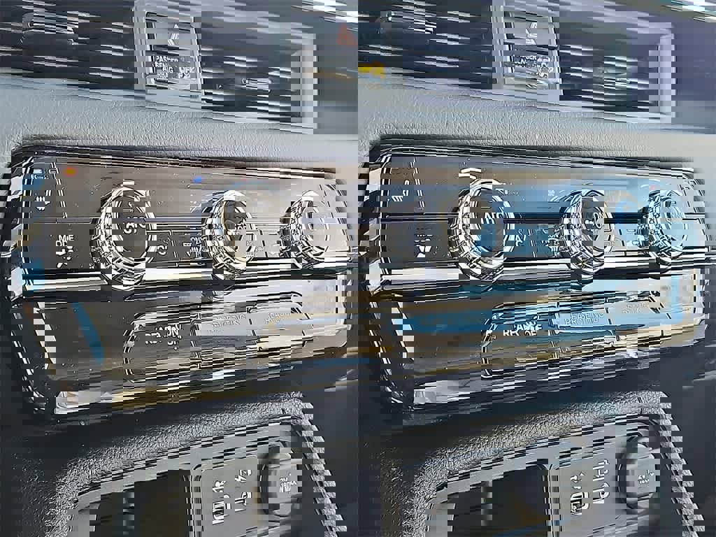 New 2025 Honda Pilot EX-L image 12