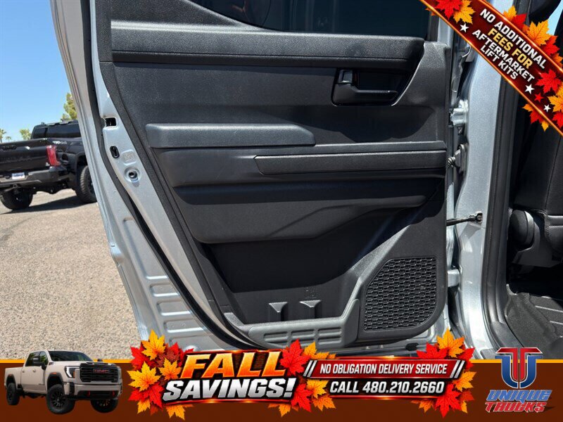 Used 2024 Toyota Tacoma SR AWD/4WD image 22
