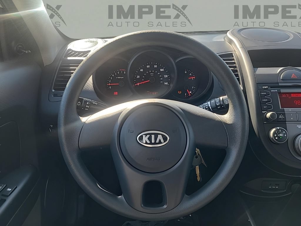 Used 2010 Kia Soul FWD image 12