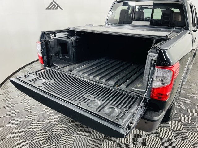 Used 2019 Nissan Titan Platinum Reserve w/ Platinum Utility Package image 5