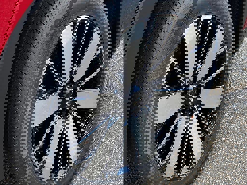 New 2025 Mitsubishi Outlander SE image 14